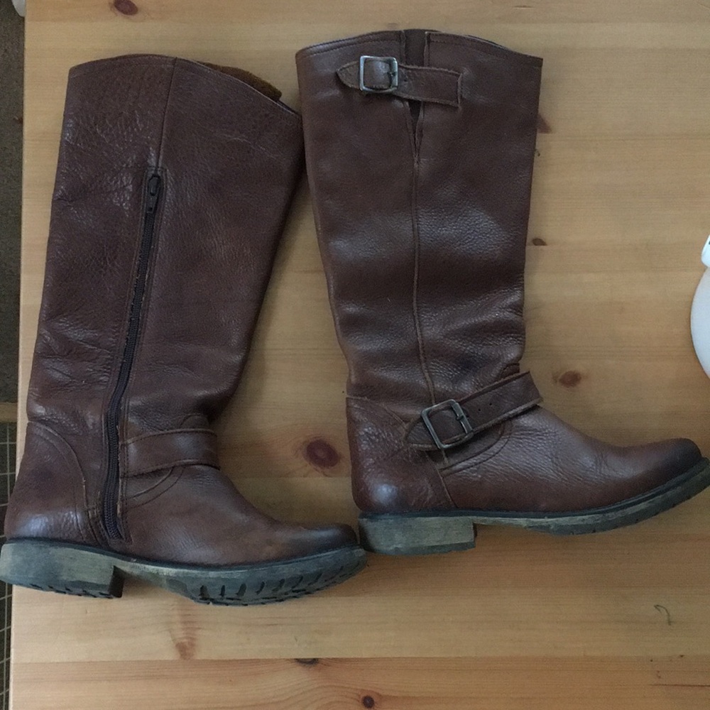 Steve Madden boots